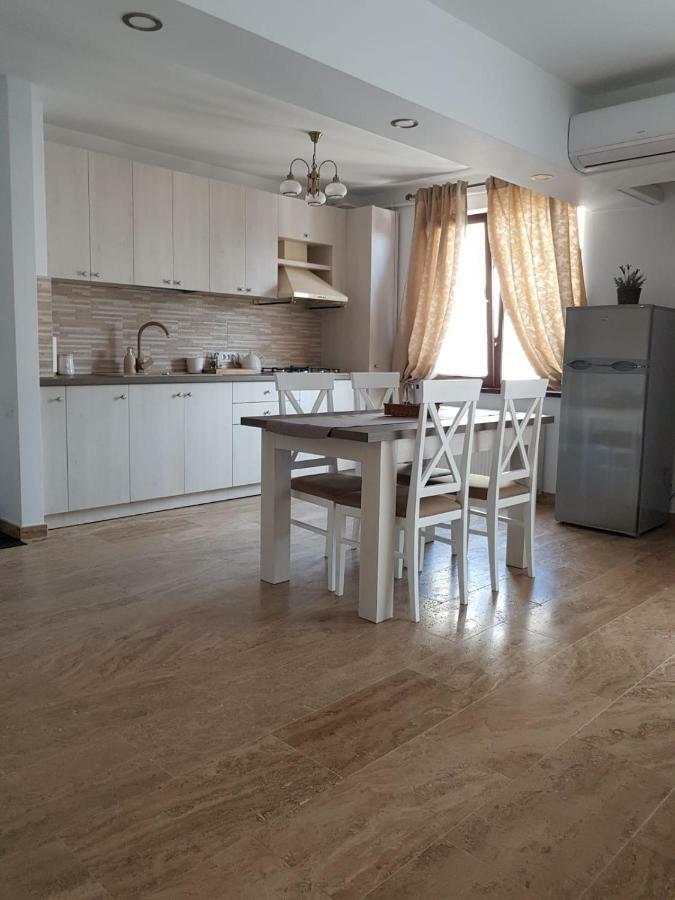 Apartament 2 Camere Ultracentral Ramnicu Valcea Luaran gambar